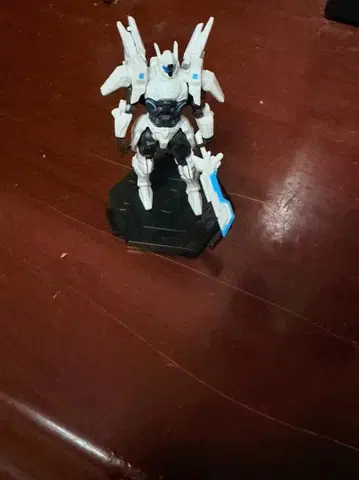 로봇 피규어 화이트/블루 약 10cm