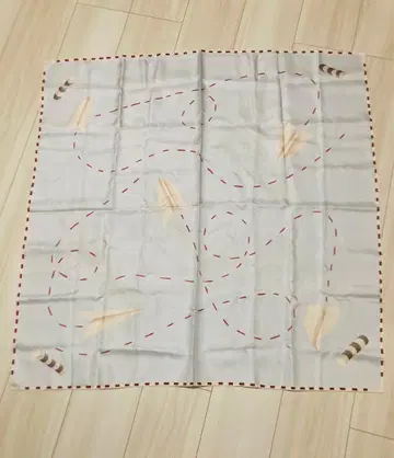 페라가모 스카프 85 x 85cm