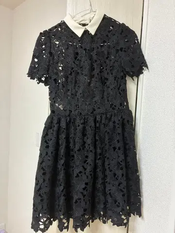 잉니 원피스 전체 레이스 꽃무늬 블랙 무릎 기장