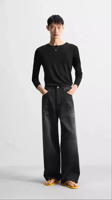 ZARA 엑스트라 배기핏 청바지(슈퍼 배기핏 청바지)