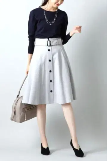 새상품급 NATURAL BEAUTY BASIC 울 혼방 트렌치 스커트