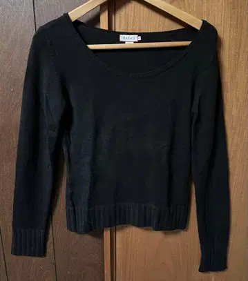 [새상품급] MAX&Co. 블랙 긴팔 니트 스웨터