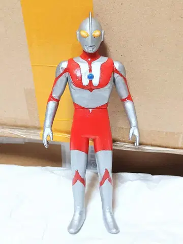 울트라맨 18cm 소프트 비닐 피규어 울트라 히어로 시리즈 24