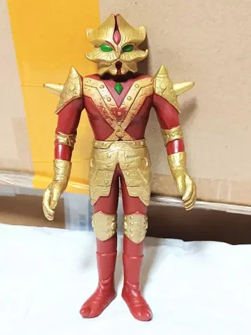 울트라맨 에이스 킬러 18cm 소프트 비닐 피규어 울트라 괴수 24