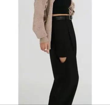 CLANE 사이드 서클 컷 팬츠 size2