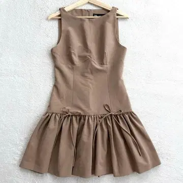 새상품급 ZARA 리본 포함 숏 기장 원피스 xs 사이즈 베이지