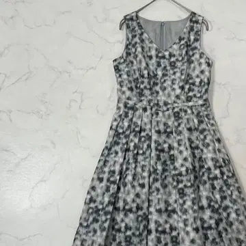 새상품급 Loulou Willoughby 슬리브리스 무릎 기장 원피스 1