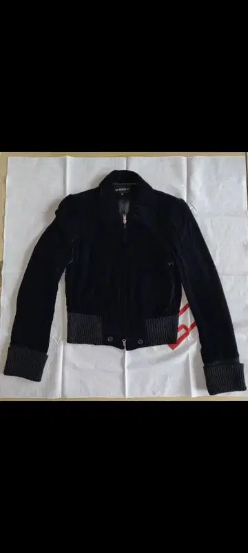 [컨디션 최상] ANN DEMEULEMEESTER 벨로아 집업 자켓 38