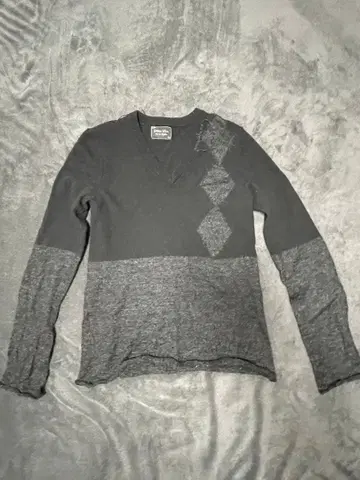 넘버나인 06AW Noir기 그런지 아가일 V넥 니트 스웨터