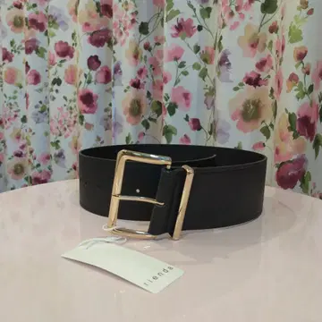 리엔다 신상품 입고 BIG 버클 벨트 택 포함 미사용 새상품 완판된 블랙