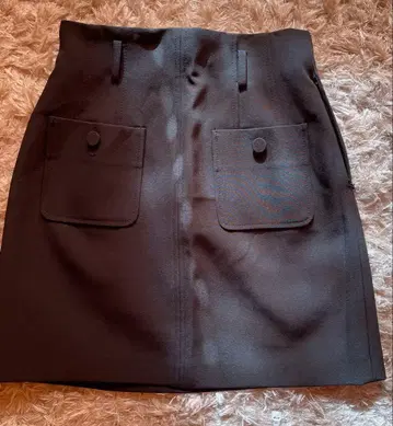 미사용 새상품 블랙 스커트 하이웨스트 버튼 포함