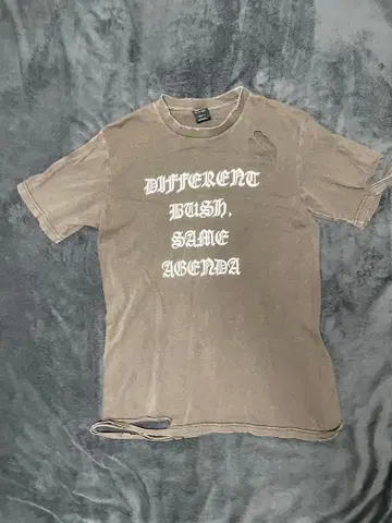 넘버나인 04AW GIVE기 데미지 가공 반전 메시지 티셔츠