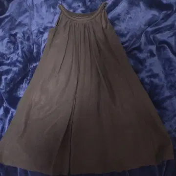 블랙 슬리브리스 플레어 원피스