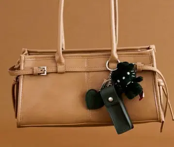 헬로키티 브릴미 [ 즈보라에게 친절한 거울 부착 립 참 ]