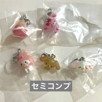 산리오 캐릭터즈 윳토 메지루시 액세서리 세미 컴프 가챠가챠