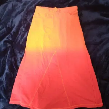 ANTIBALLISTIC 그라데이션 오렌지 롱 스커트