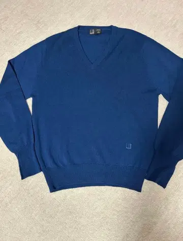 dunhill 던힐 V넥 스웨터 네이비 40사이즈