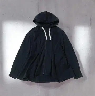 BORDERS at BALCONY 지퍼 페플럼 후드티 블랙 38