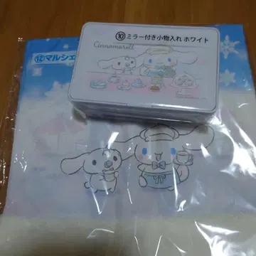 시나몬 롤 거울 포함 소품함