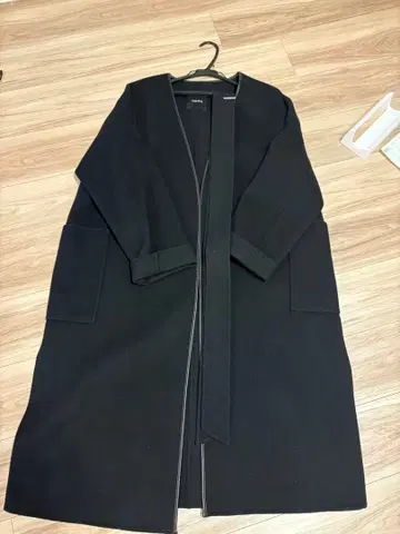 N.O.R.C 블랙 롱 코트