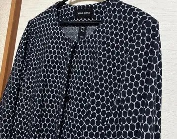 라핀 블랙 라운드 패턴 롱 노카라 자켓