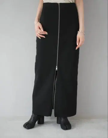 블랙 프론트 타이트 스커트 esica