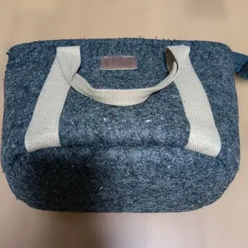 그레이 펠트 토트백