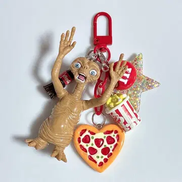 자라자라 키링 자라자라 가챠가챠 영화 절규 빨간색