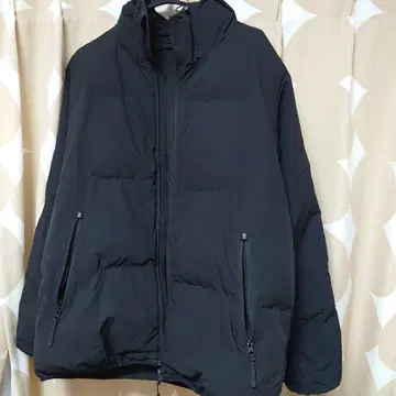GU 블랙 다운 자켓 L