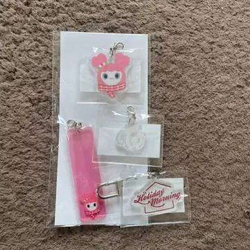 TWICE 팝업 한정판 아크릴 키링 모모 모브리