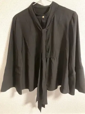 [ 택 포함 미사용 새상품 ] FENNEL 블라우스 9호