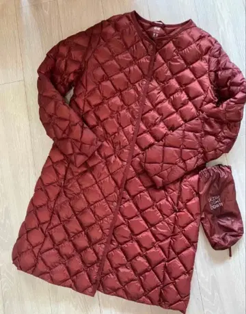 유니클로 울트라 라이트 다운 자켓 컴팩트 와인 L