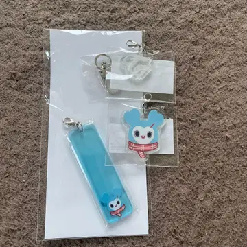 TWICE 팝업 한정판 아크릴 키링 나연 나블리