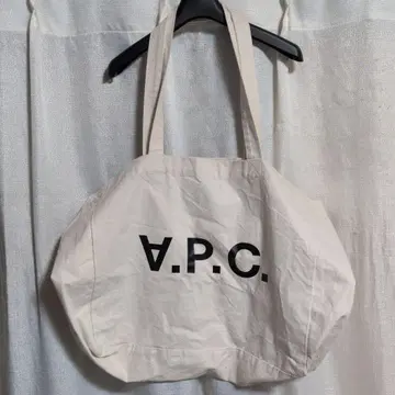 A.P.C. 빅 토트백