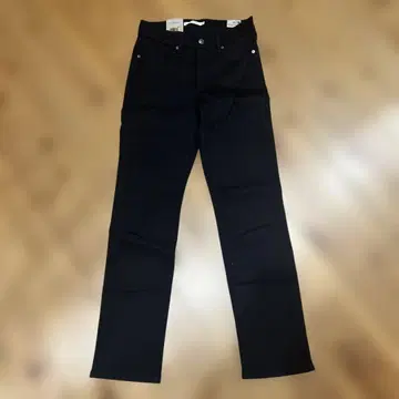 리바이스 블랙 데님 W26/L30 클래식 스트레이트