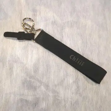 Ch!iii 스웨이드 키 참 블랙