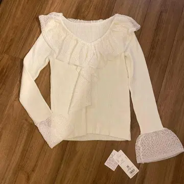 NATURAL BEAUTY BASIC 프릴 니트