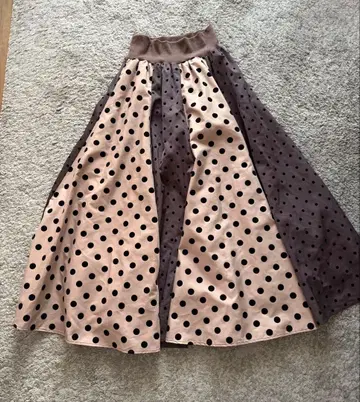 MONILE 도트 플레어 롱 스커트 모니레