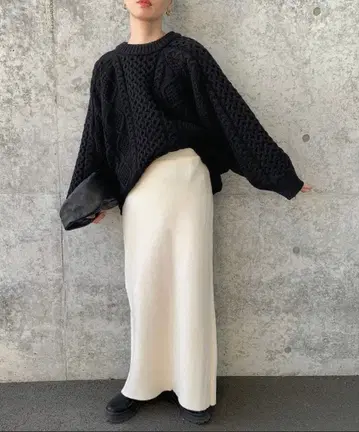 select MOCA by son 빈티지 라이크 케이블 니트 블랙