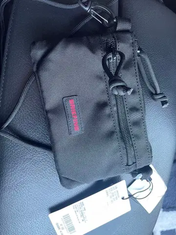 BRIEFING 블랙 숄더백