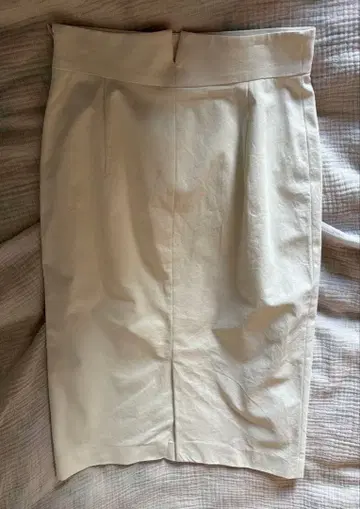 언클레이브 스커트 롱 화이트