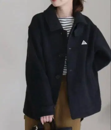 GEVACO 울 모사 스탠칼라 숏코트 네이비