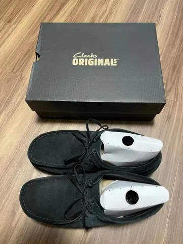 Clarks Originals 왈라비 블랙 스웨이드 고어텍스