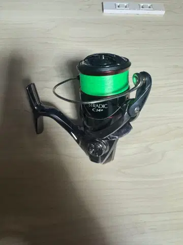 시마노 스트라딕 C14+ 2500HG