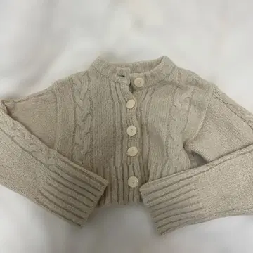 플레인 베이지 케이블 니트 가디건