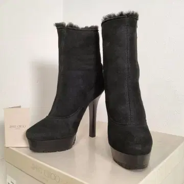 지미추 숏부츠 무스탕 퍼 사이드 지퍼 36