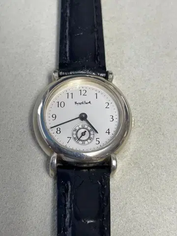 마가렛호웰 쿼츠 손목시계 실버 케이스