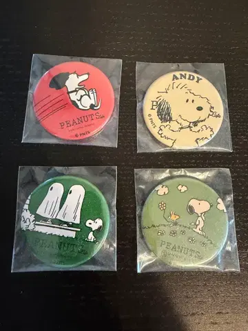 스누피 캔뱃지 스누피 카페 한정판