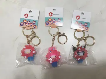 산리오 미야쿠미야쿠 변신 입체 키링 키티 마이멜로디 쿠로미