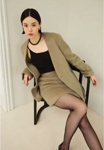 미스 로에 미니 스커트 샤기